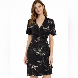 Aritzia Babaton Wallace Wrap Dress Black Floral Short Sleeve Size S
